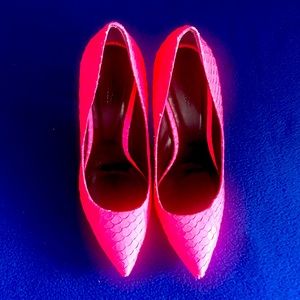 Pink Reptile Rachel Roy heels